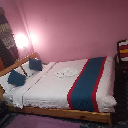 Galaxy Inn Guest House Pokhara Exterior foto