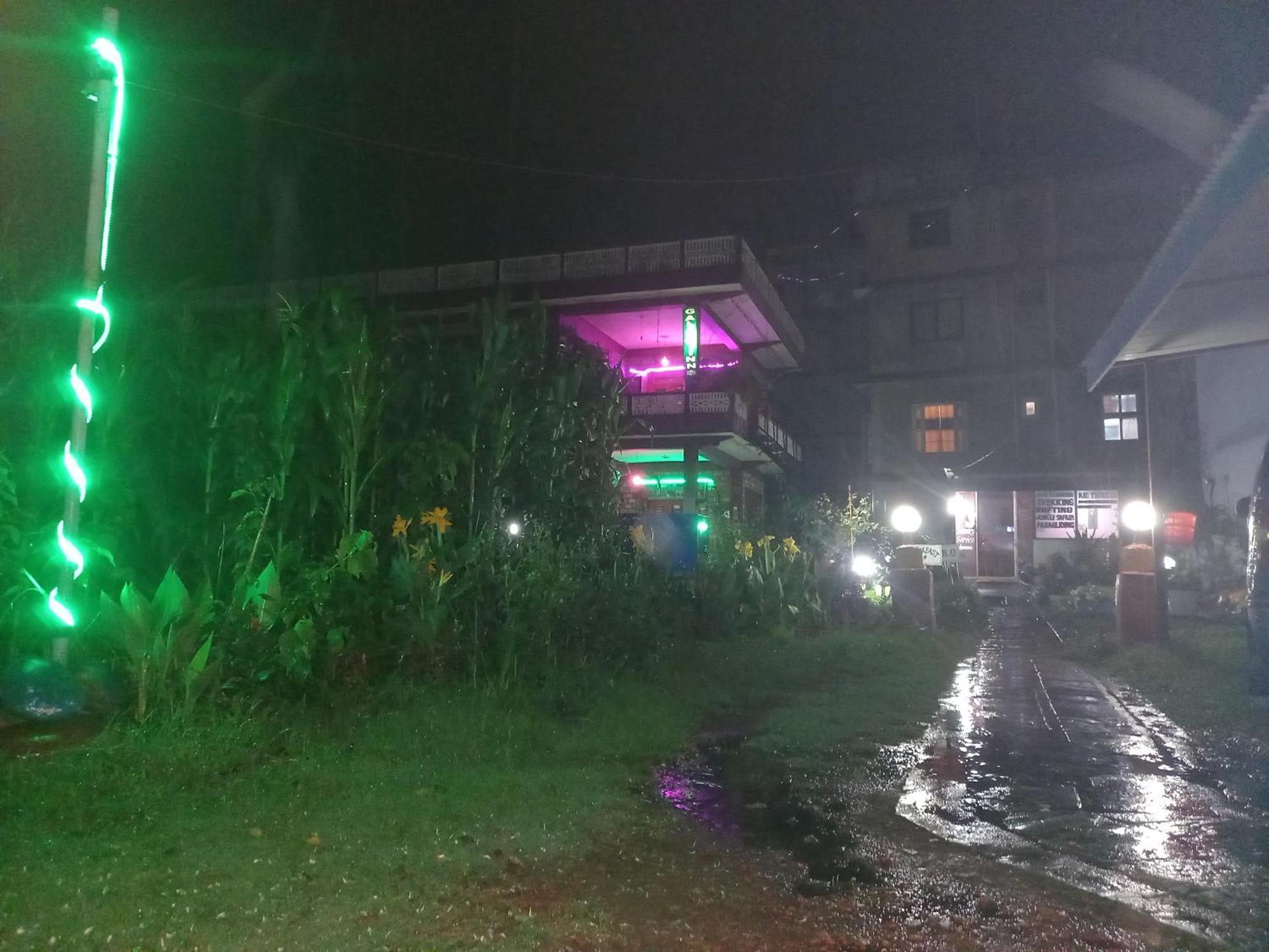 Galaxy Inn Guest House Pokhara Exterior foto